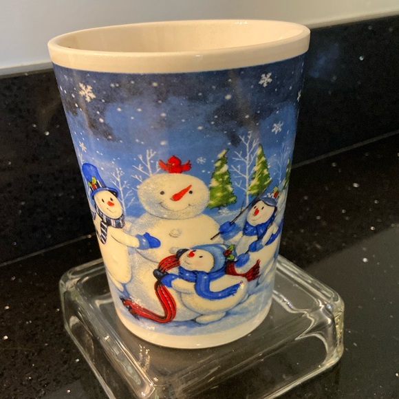 Snowman Family Winter Coffee Tea Mug Christmas Holiday Festive - Picture 1 of 8